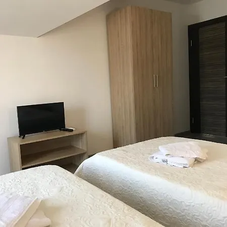 Srebrna Kap Apartment Veliko Gradiste Exterior photo
