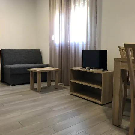 Srebrna Kap Apartment Veliko Gradiste Exterior photo