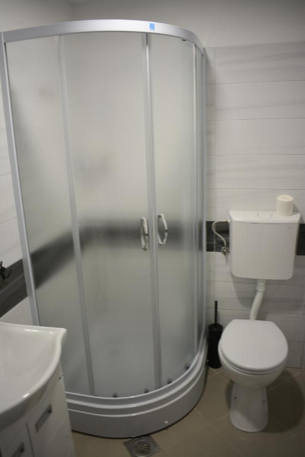 Srebrna Kap Apartment Veliko Gradiste