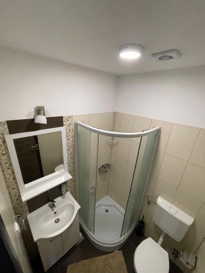 Srebrna Kap Apartment Veliko Gradiste